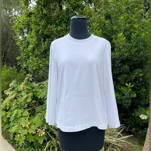 Tuckernuck classic white top - size XS
